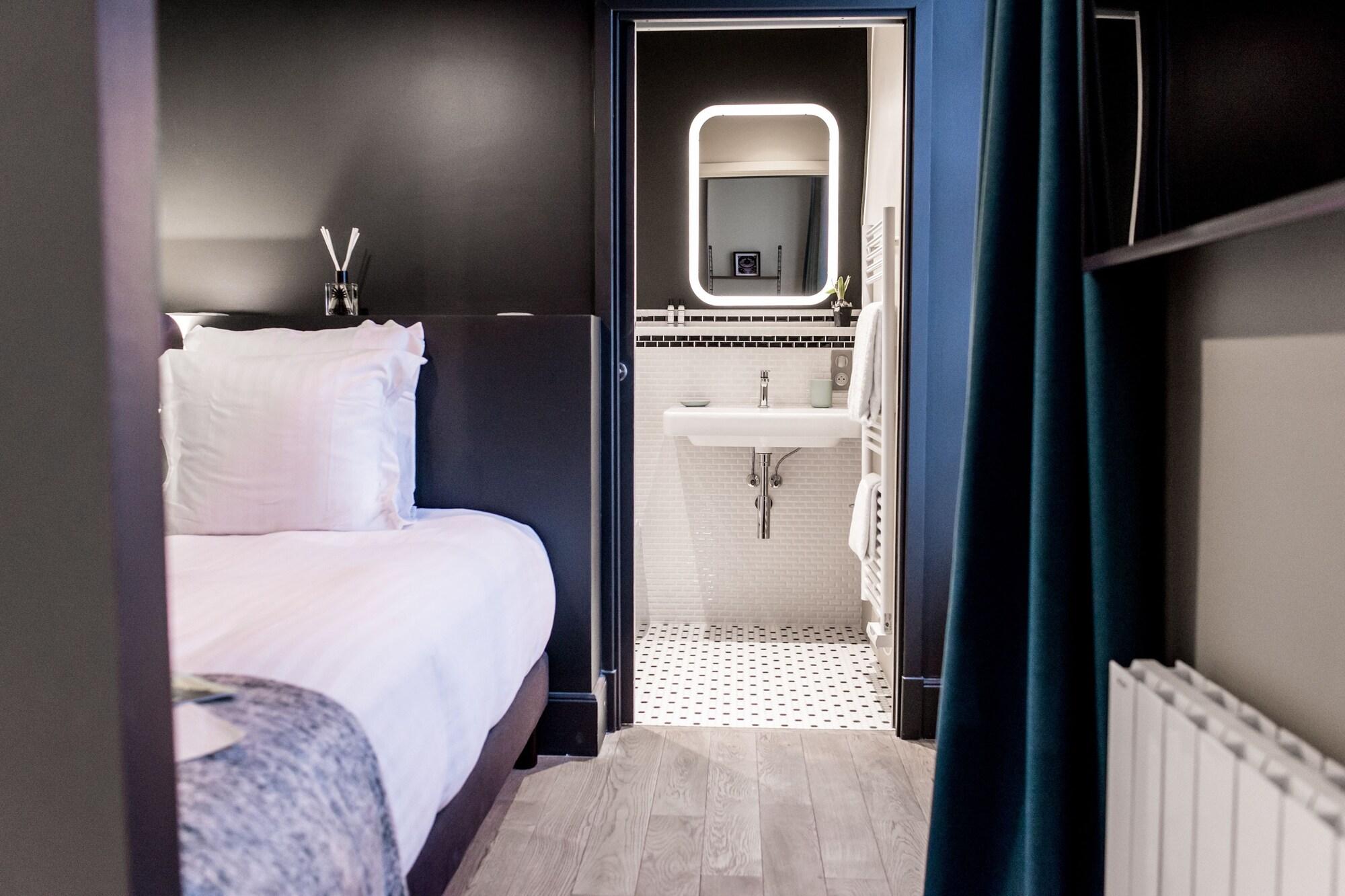 1er Etage Sopi-montmartre 3*