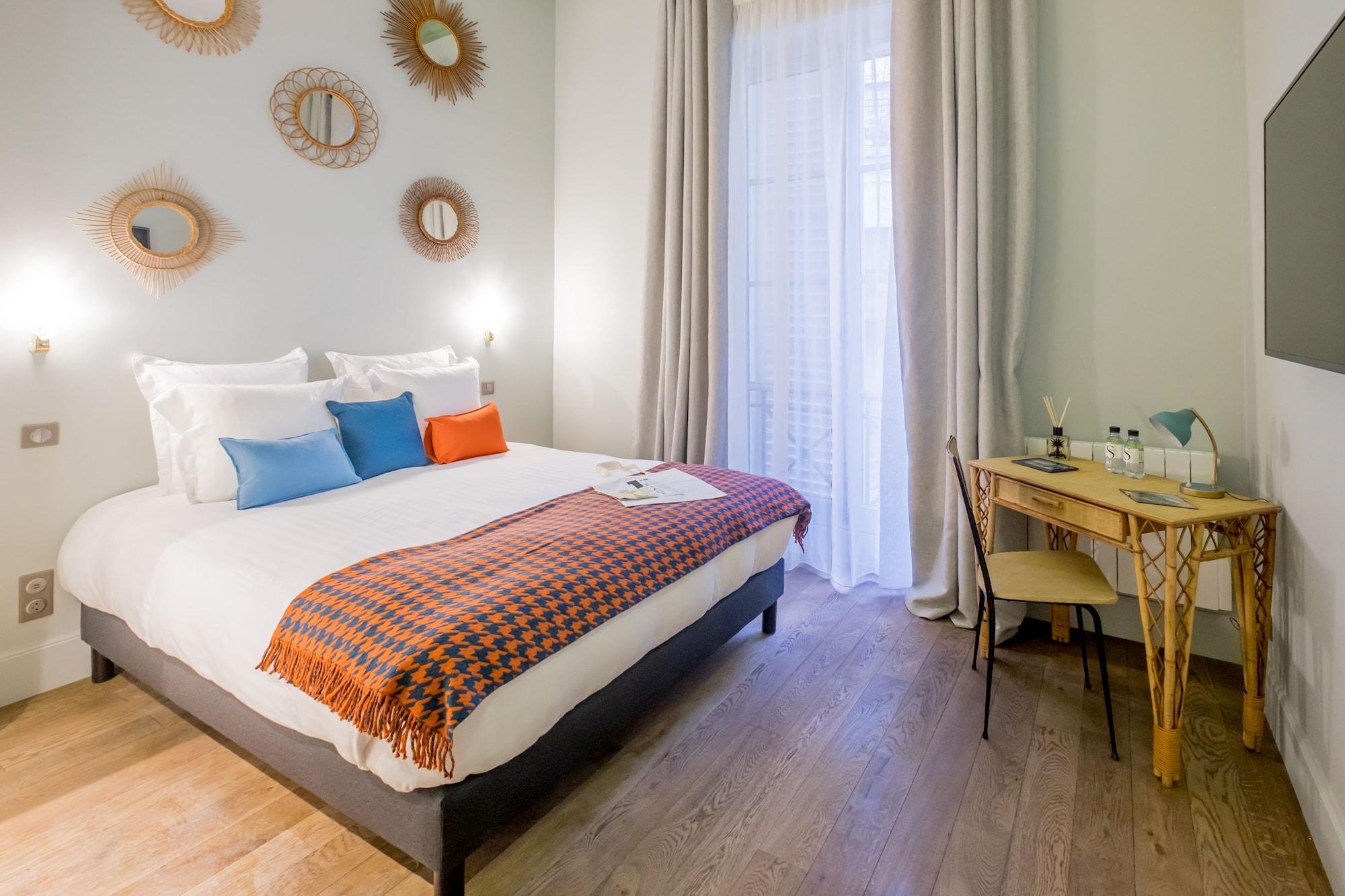 1er Etage Sopi-montmartre Parigi