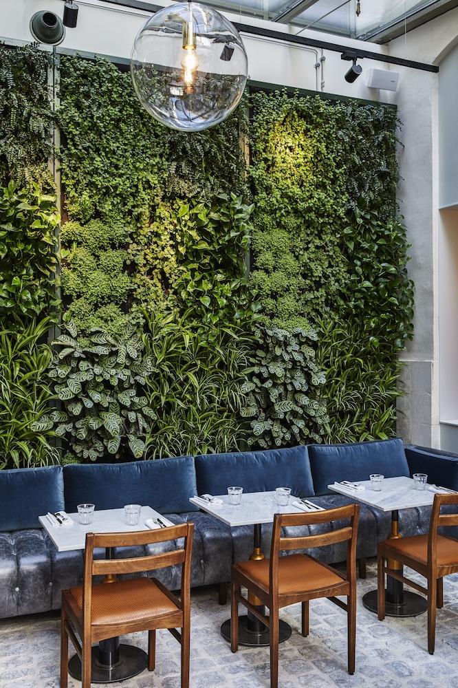 The Hoxton, 4* Paris