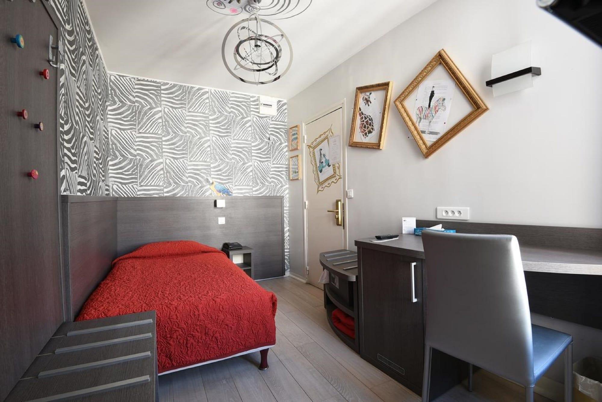 Amélie Hotel 2*