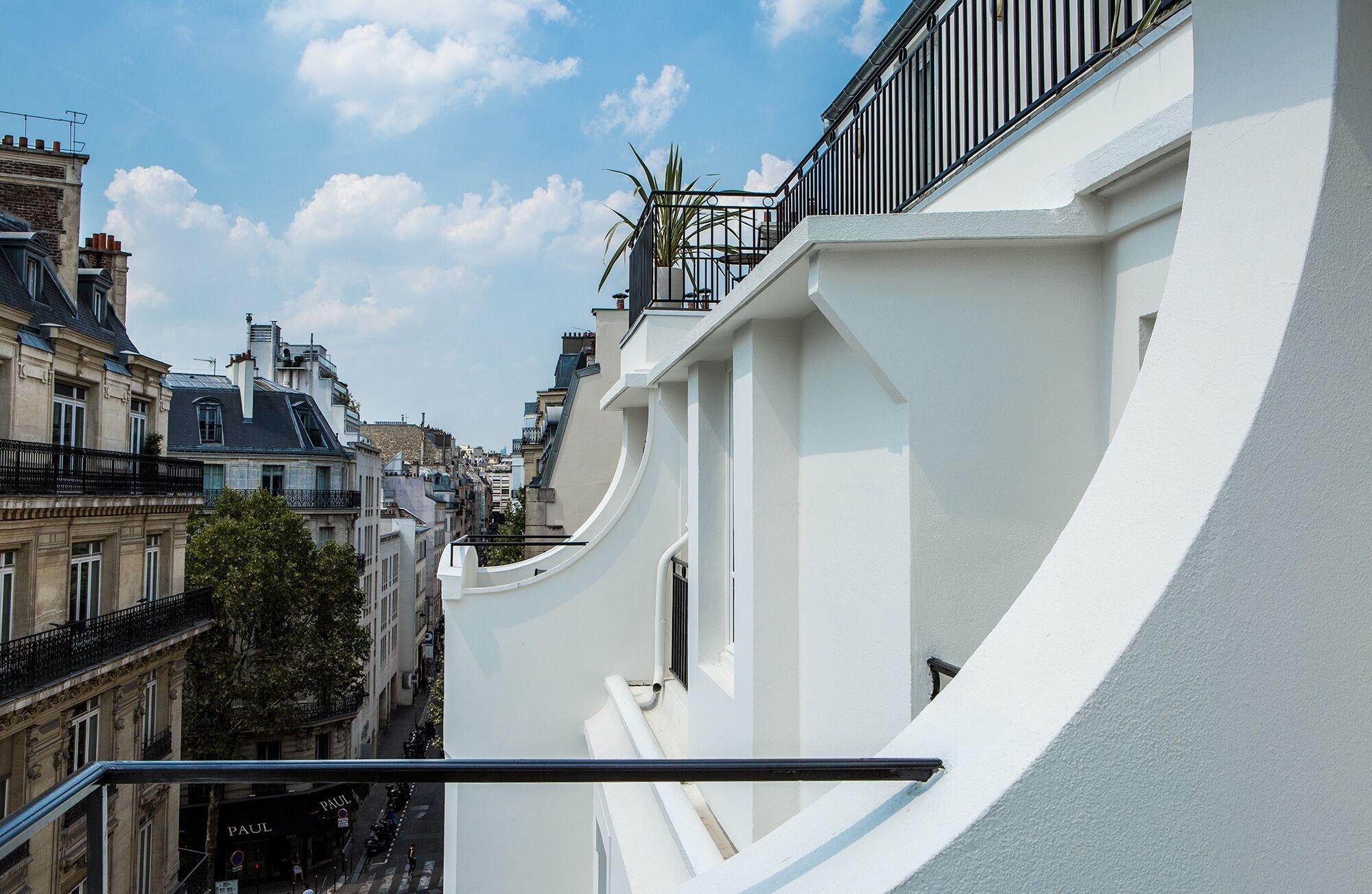 Du Rond-point Des Champs-elysees - Esprit De France Hotel