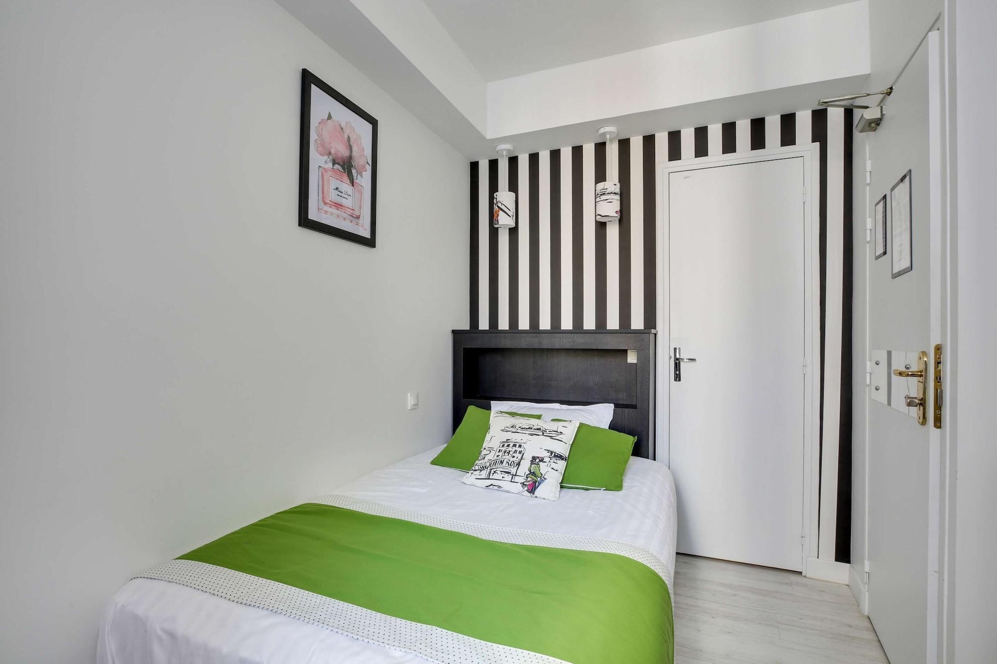 Riviera Elysees 3*