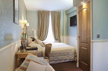 Riviera Elysees 3*
