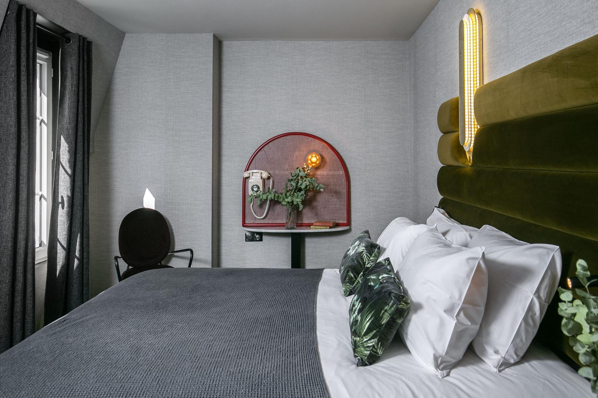 La Planque Hotel Parigi