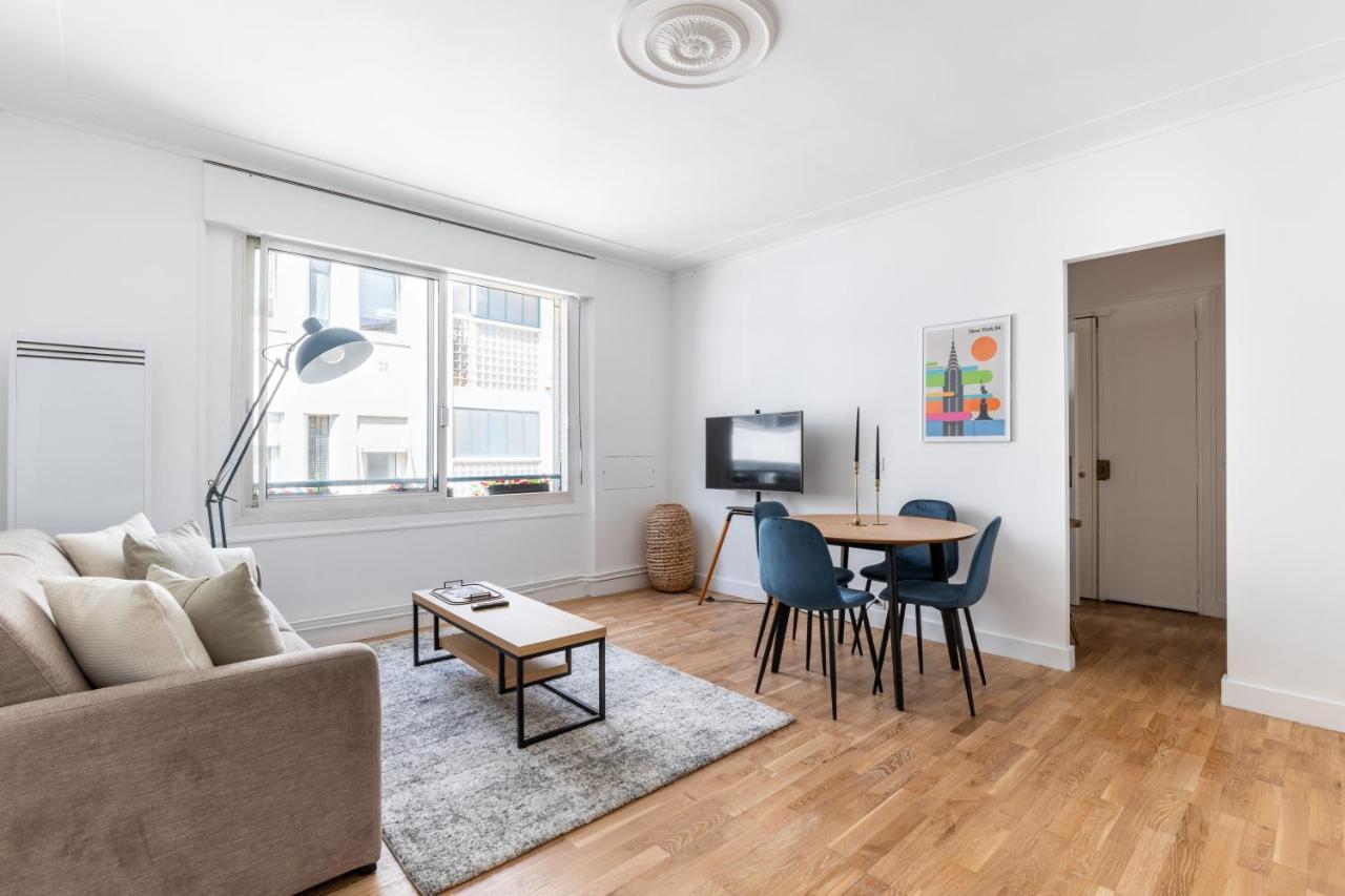Home Suite Home Montaigne Place De L'Alma