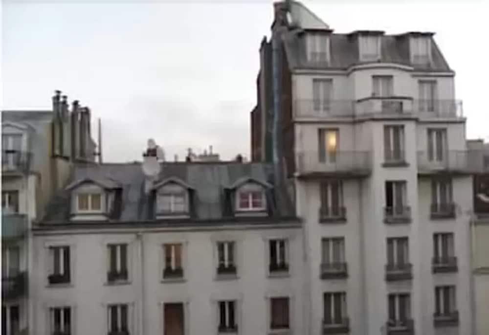 Des Buttes Chaumont Hotel 2*