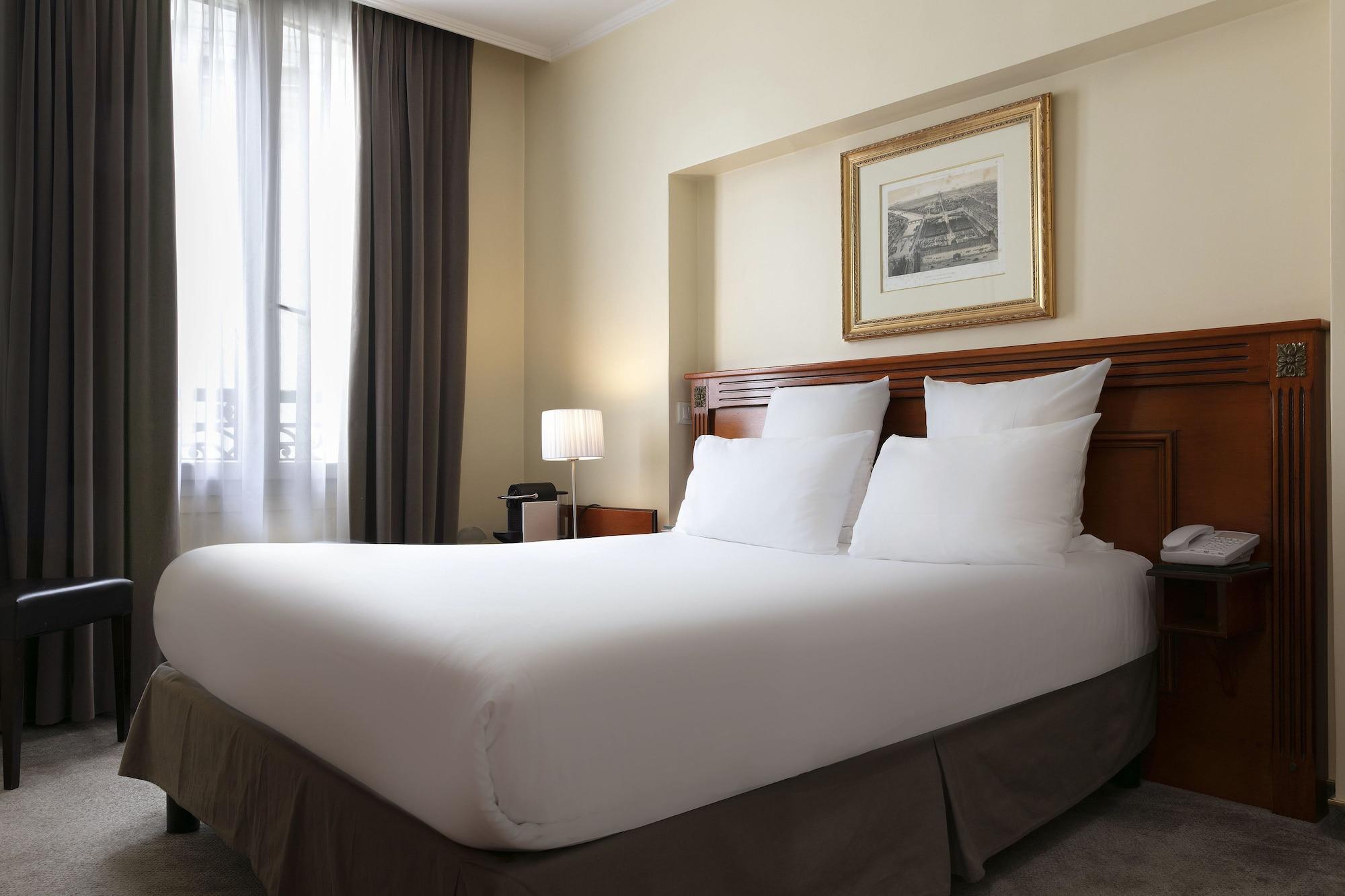 Hotel Saint Cyr Etoile Parigi
