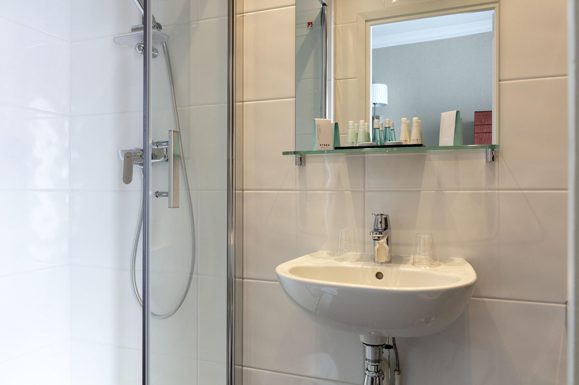 Hotel Saint Cyr Etoile Parigi