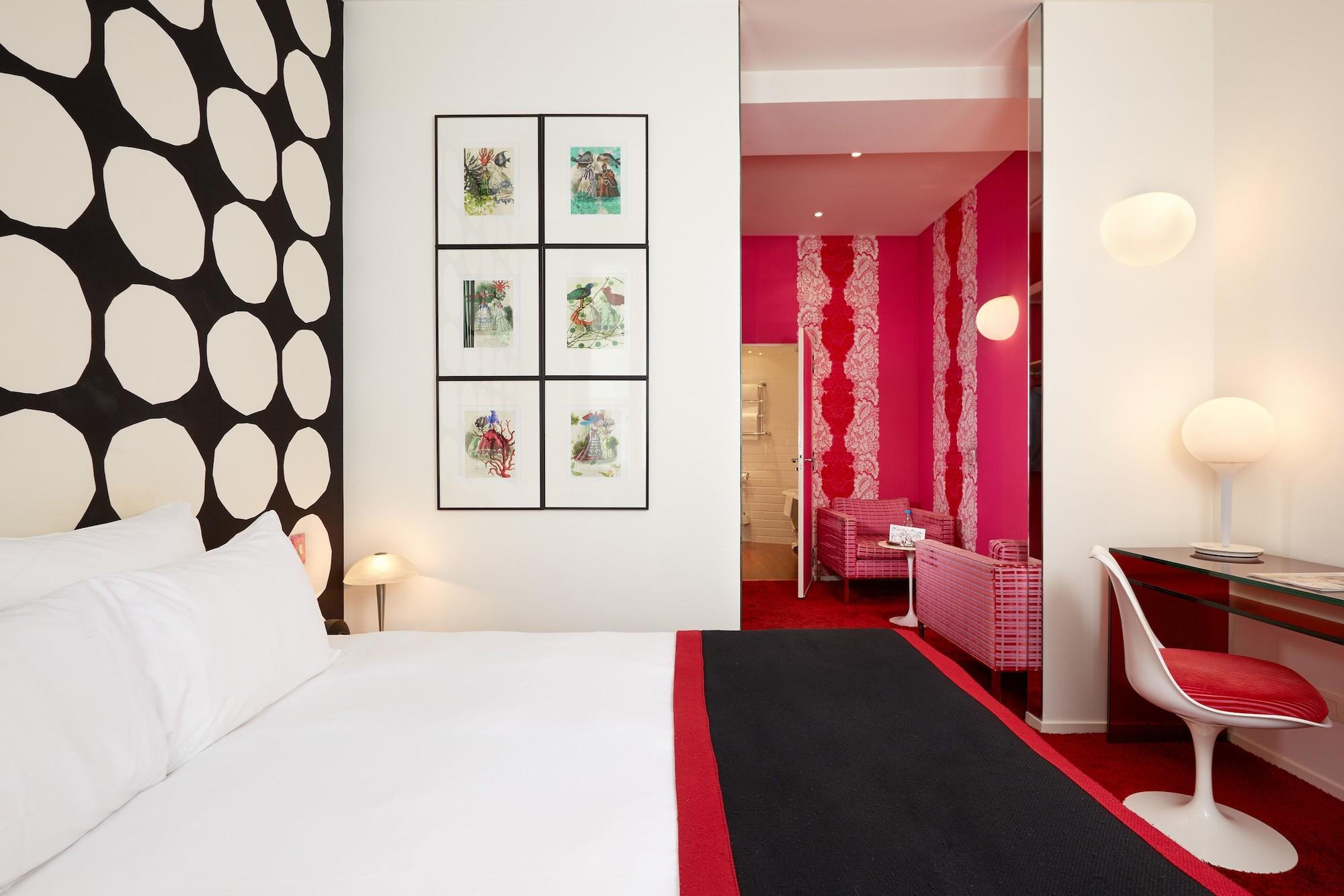 Hotel Du Petit Moulin, Haute Couture By Lacroix