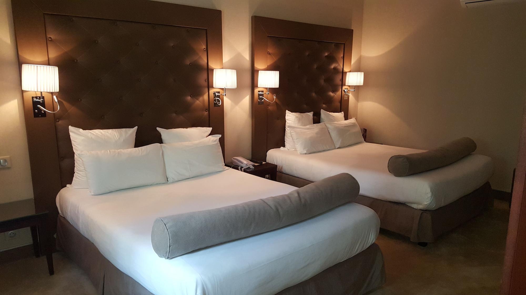 Saint Cyr Etoile Hotel 3*