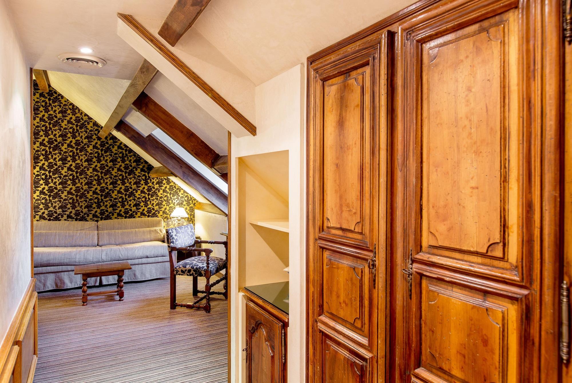 Western Left Bank St Germain Hotel