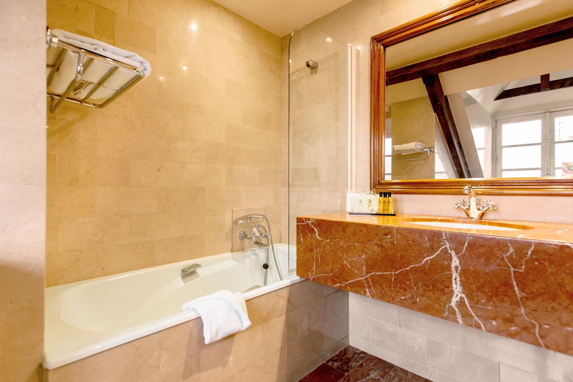 Western Left Bank St Germain 3* Parigi