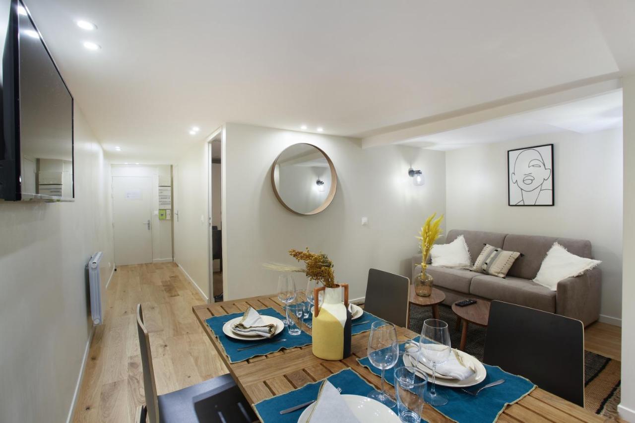 Center Of By Prestige Apartment