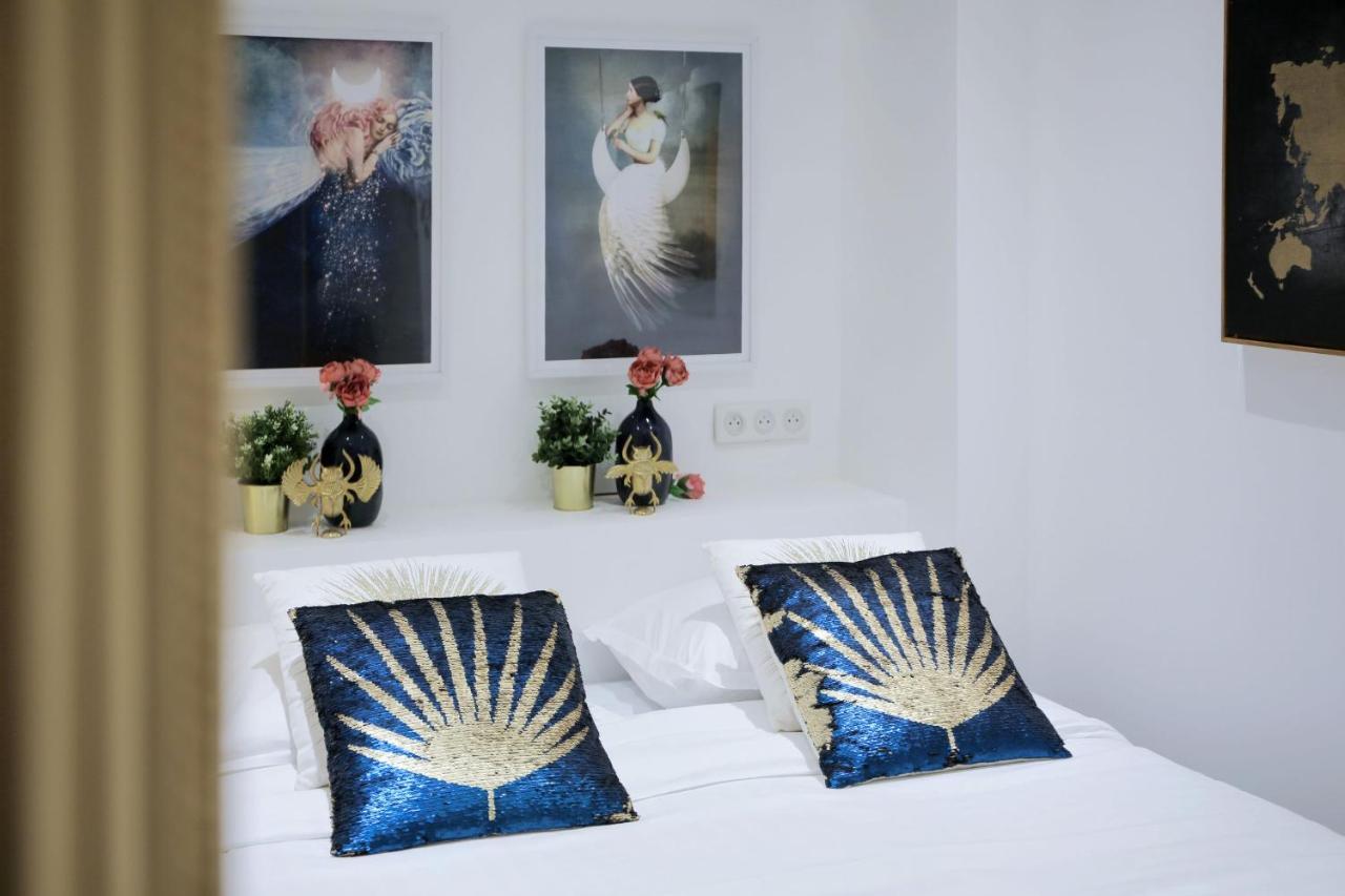 Apartment Big Studio Close To Montorgeuil Local Commercial