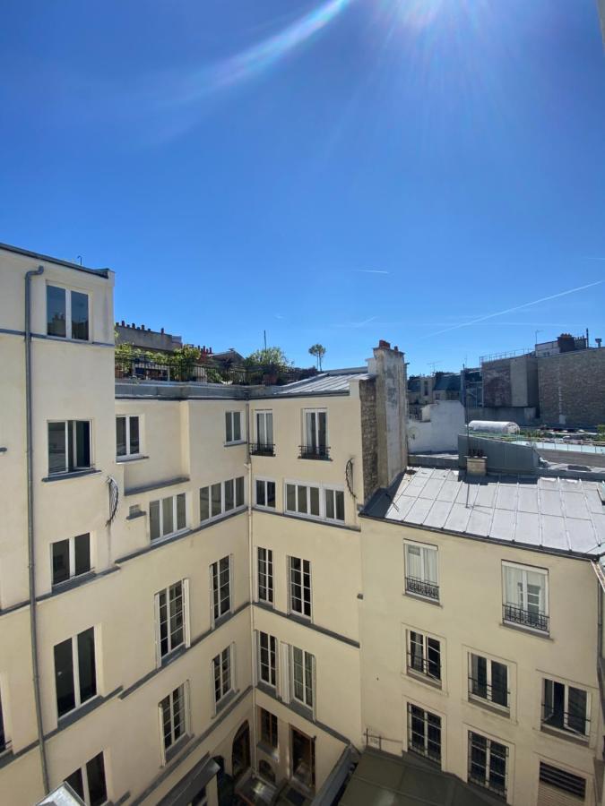 Appartamento Bail Mobilité Luxe Palais Royal Parigi