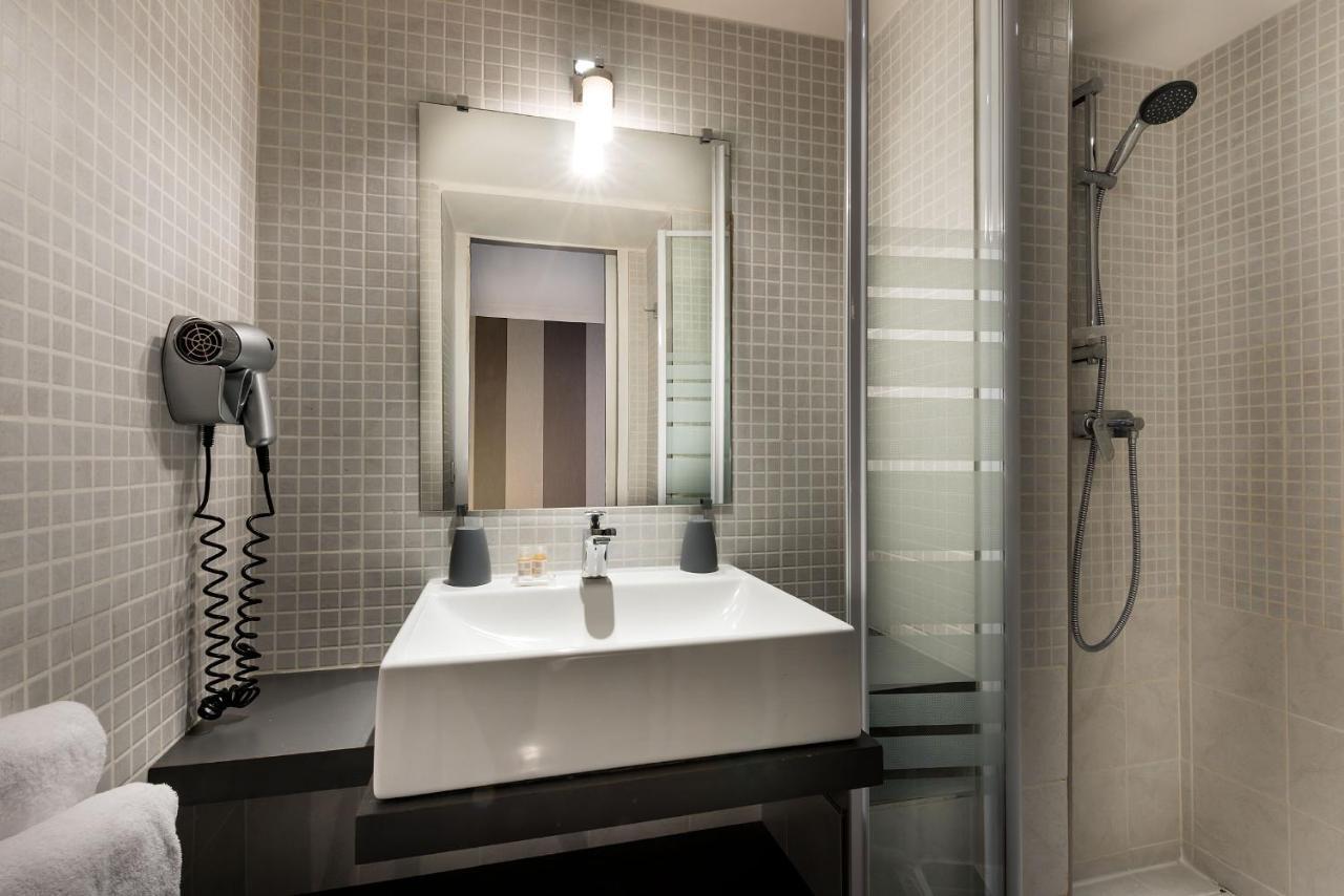 Hotel Vivienne *