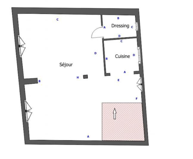 Latin Quarter Duplex Apartment *