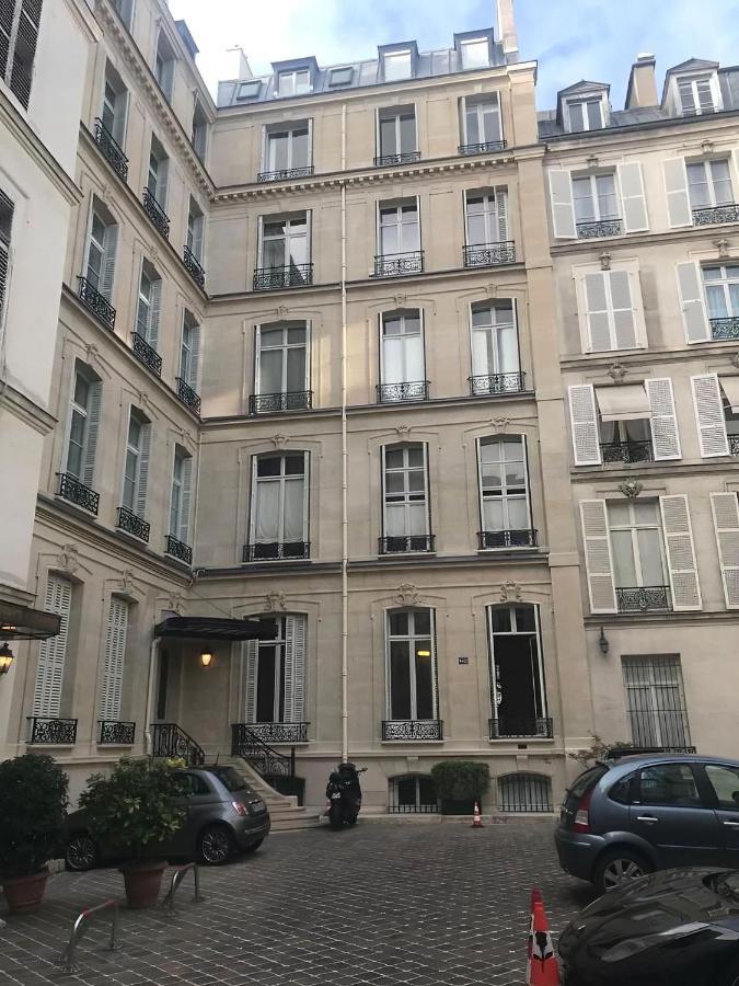 High L' Elysee Faubourg St Honore *