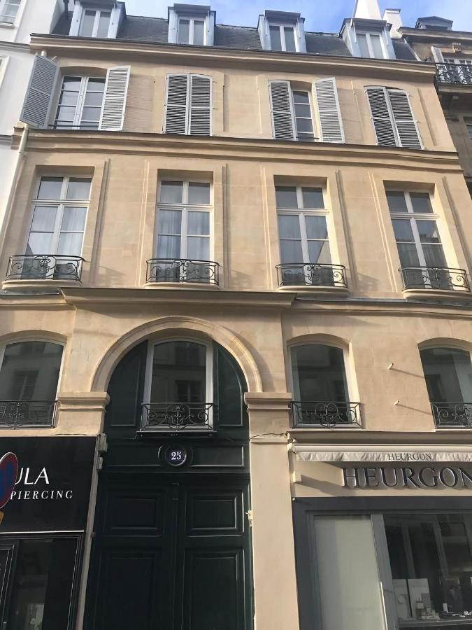 Apartment High L' Elysee Faubourg St Honore Paris