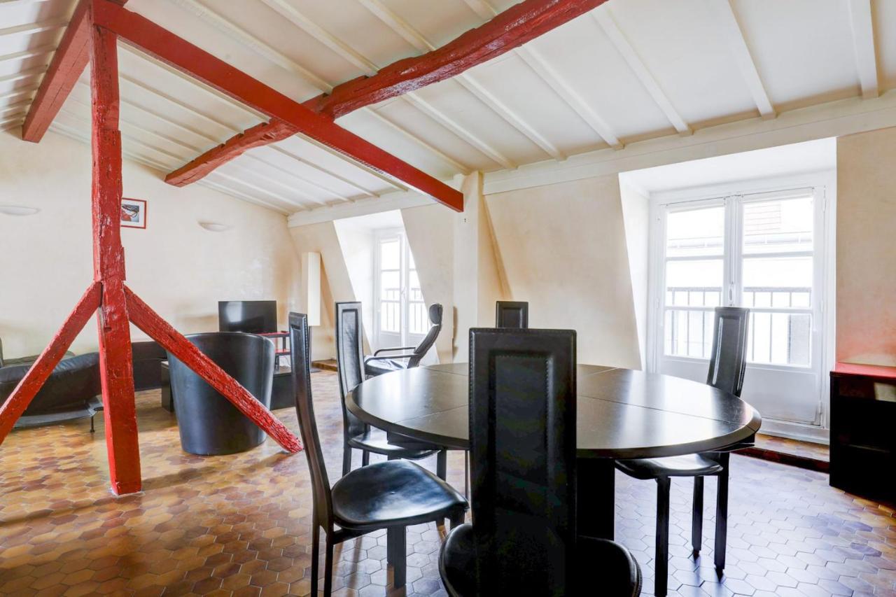 Latin Quarter Duplex Apartment