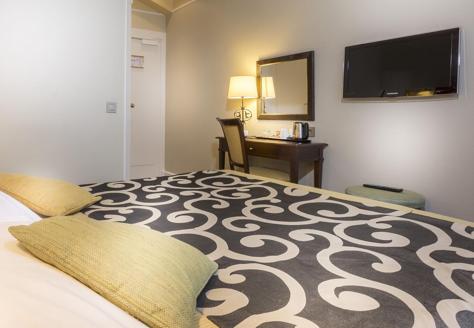 Du Bois Champs-elysees Hotel Paris