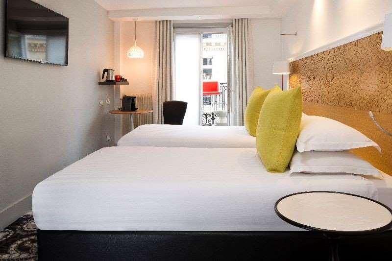 Elysees 8 3* Paris