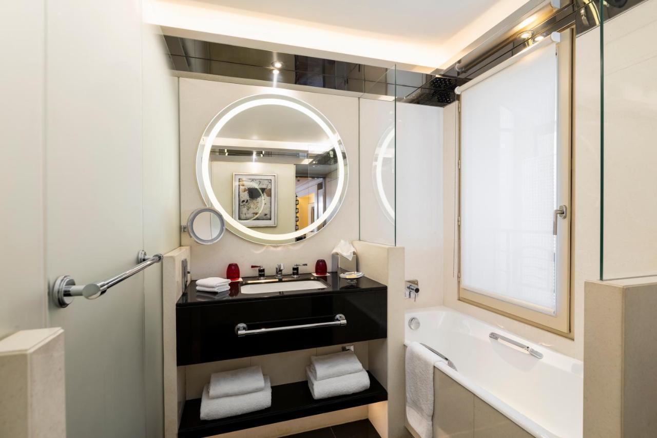 Montaigne Hotel 5*