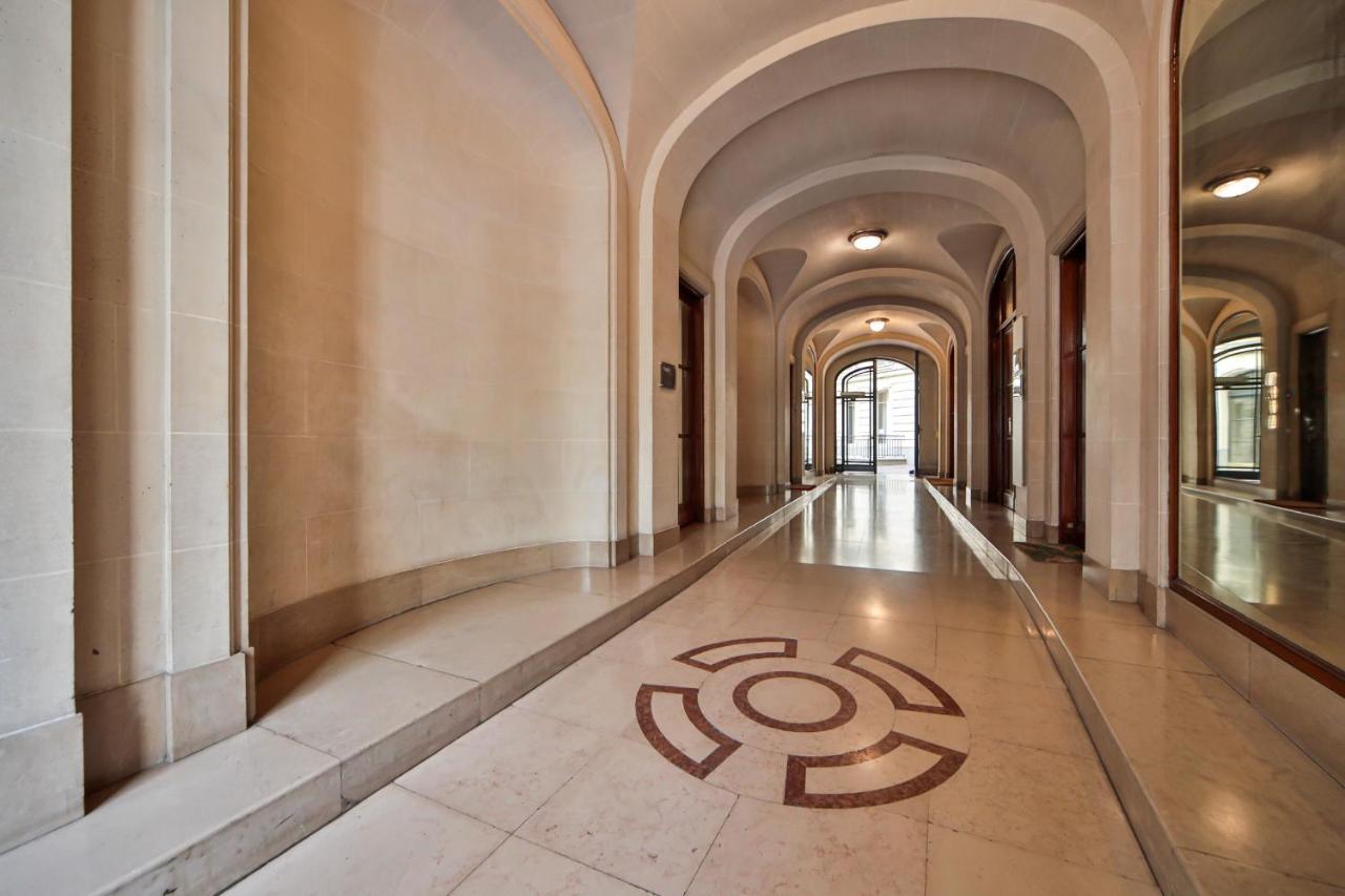 Apartment Amazing View/arc De Triomphe/palais Des Congres Paris