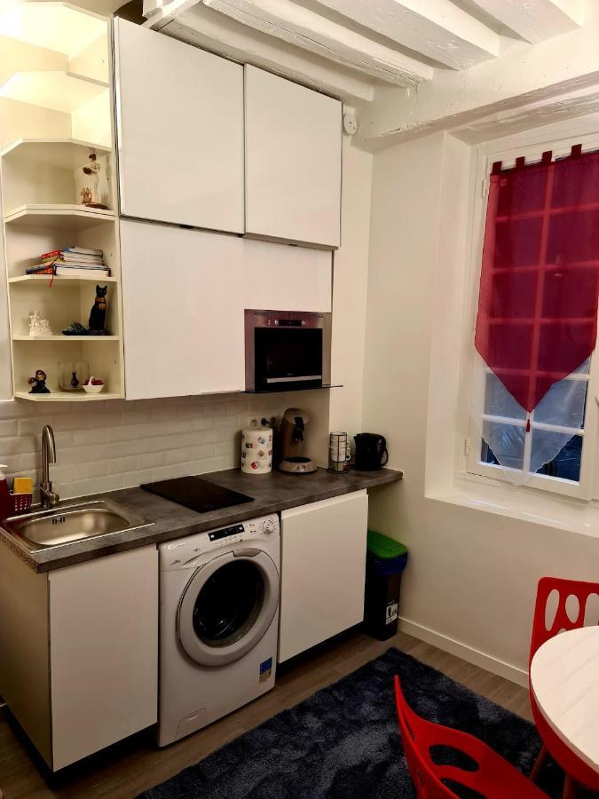 Appartamento Au Coeur Du Paris. Parigi