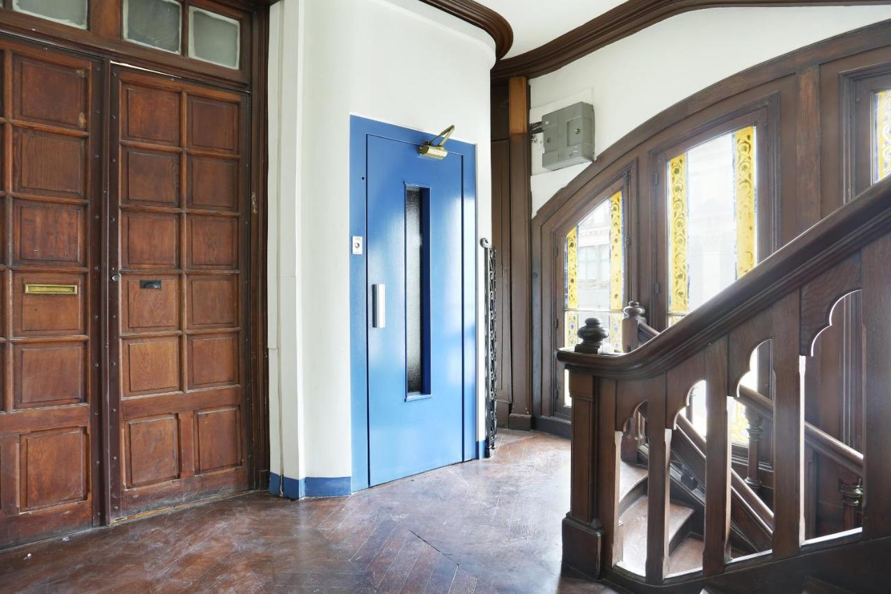Center Of By Prestige Apartment
