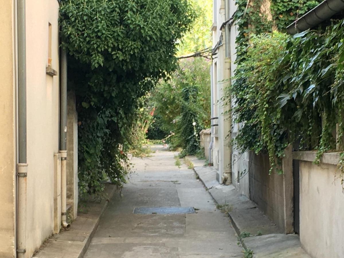 Appartamento Superbe Duplex Avec Jardin Partage à Menilmontant