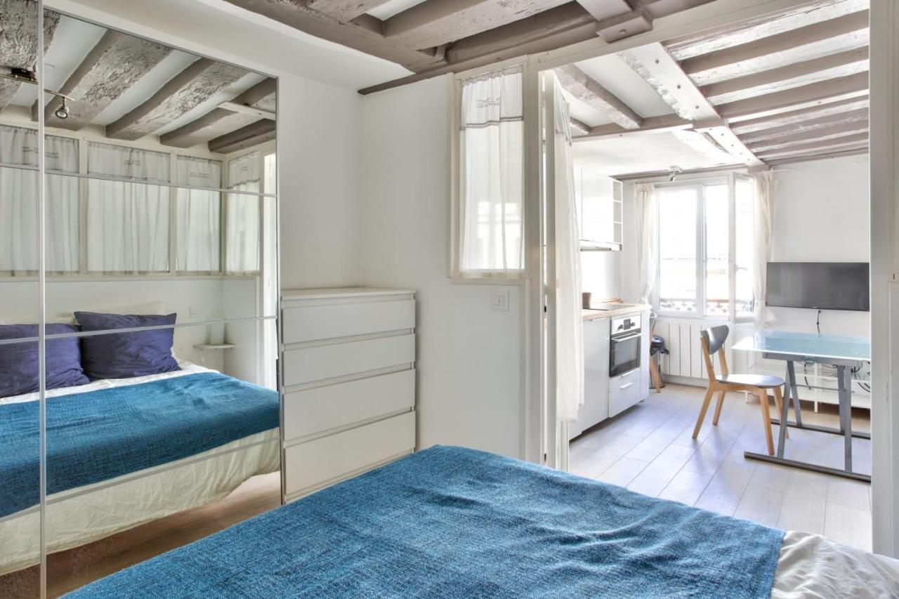 Studio Near Notre-dame De Cathedral Apartment Paris