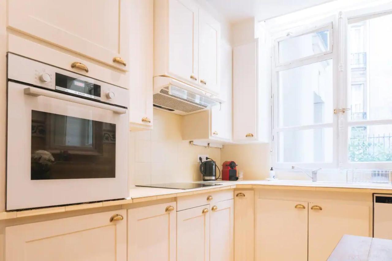 Luxurious 4 Bedroom Next To The Eiffel Tower Parigi