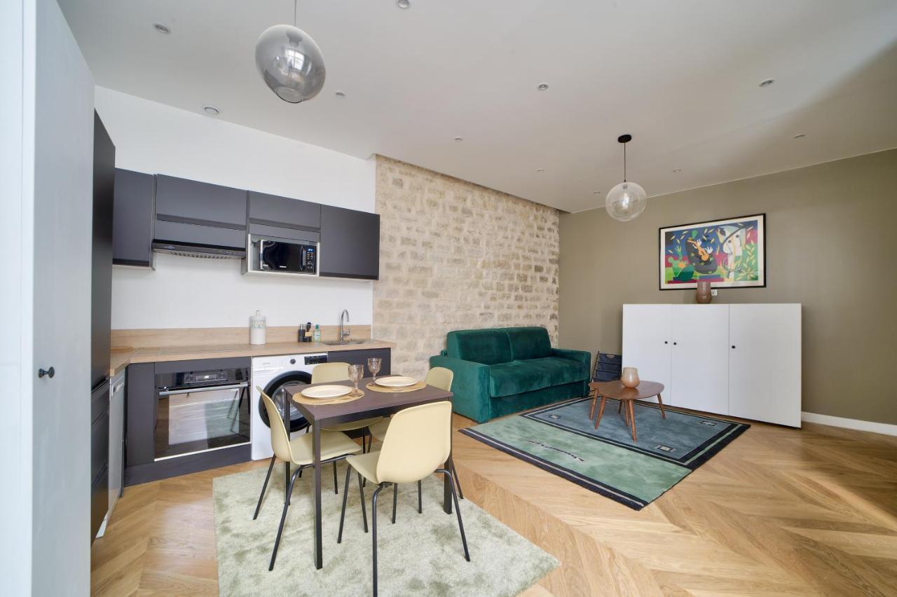 Gorgeous For 4 People In The Heart Of Parigi