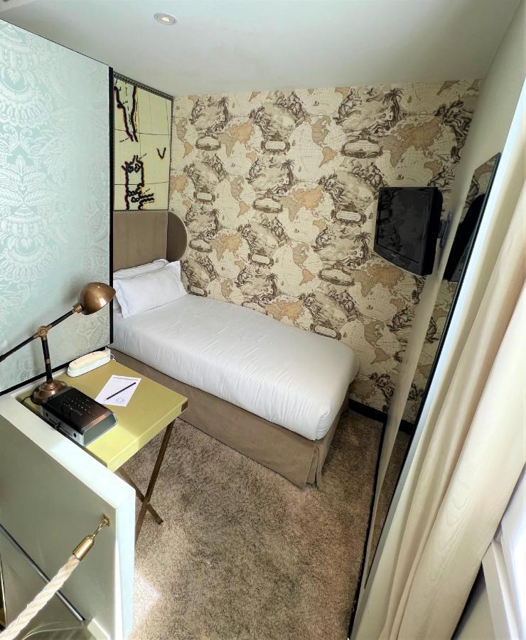Hotel Du Continent Paris