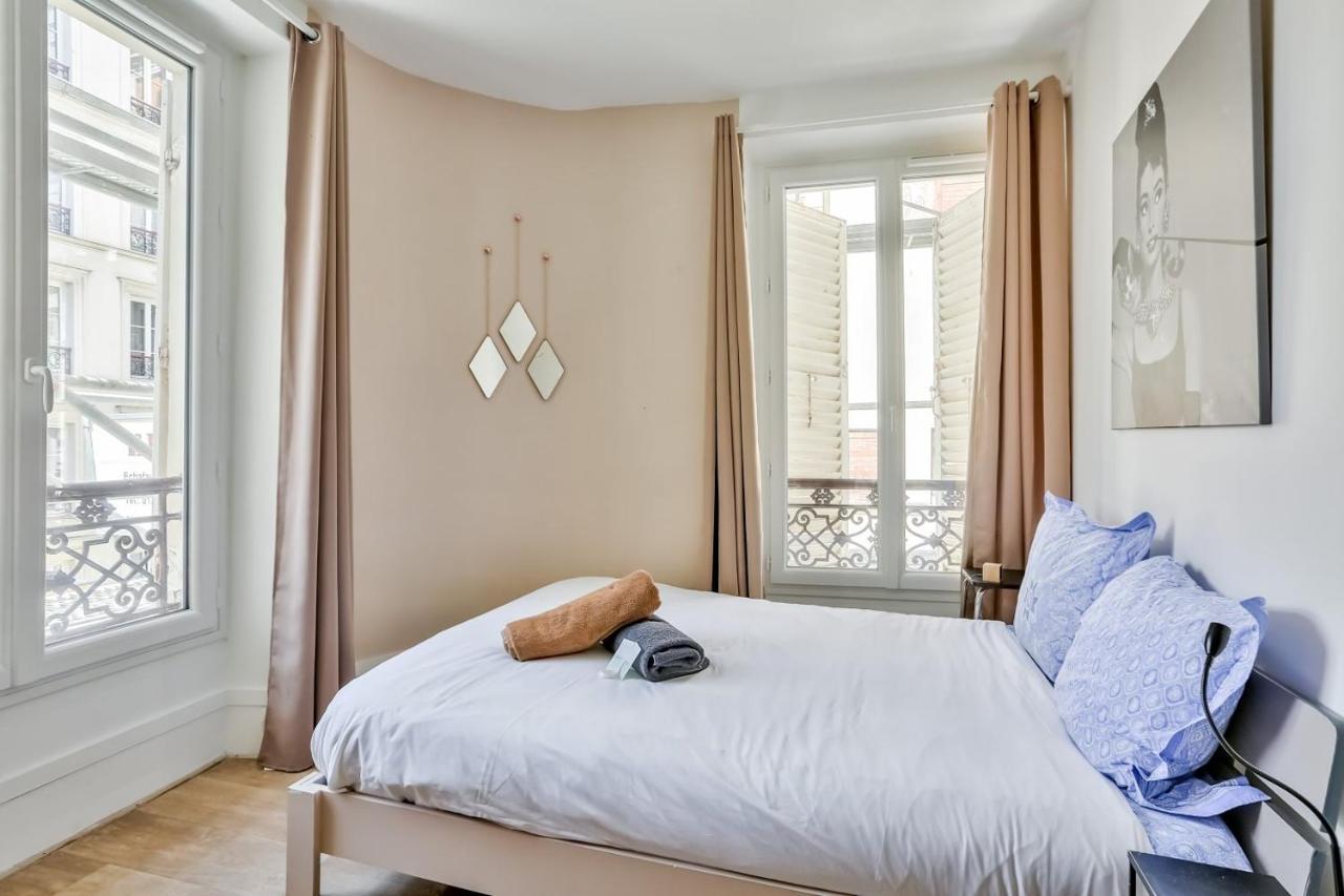 2 Flat In The Heart Of Montmartre Appartamento Parigi