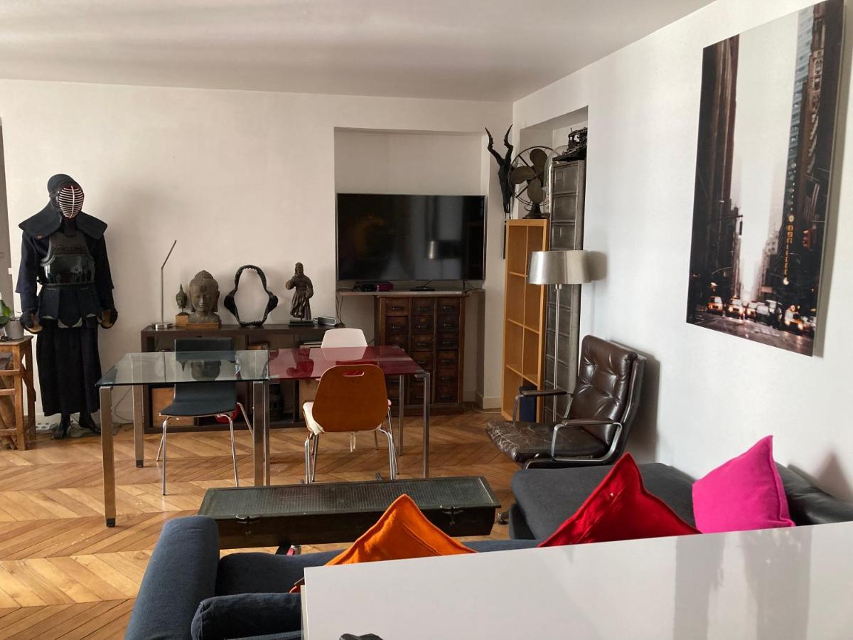 Charmant Studio