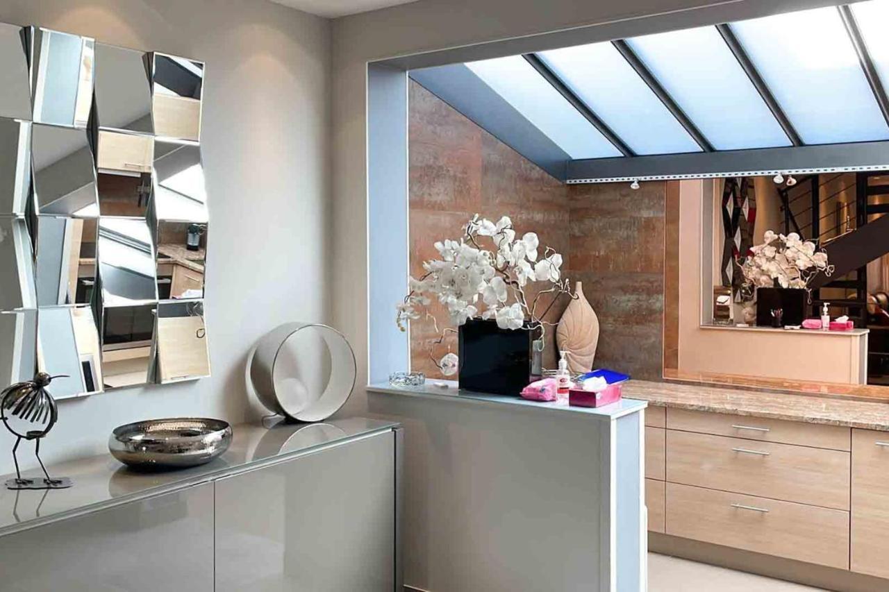Charming Townhouse With Garden In The Of Holiday home Paris