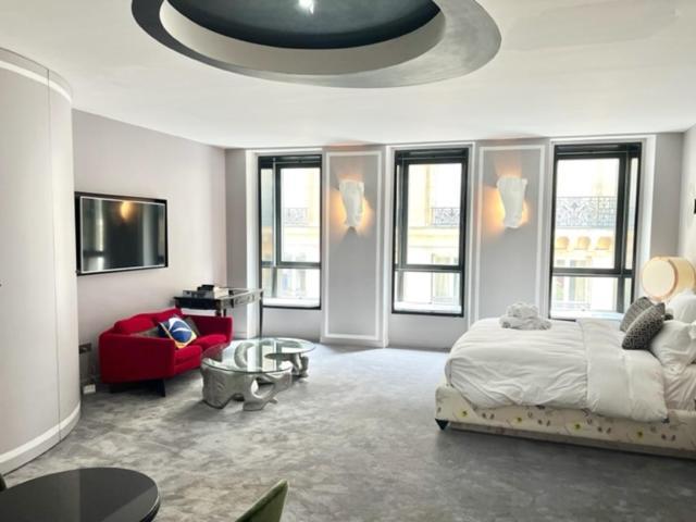 The Place To Be In Saint Germain Des Près - Montana 2 2*