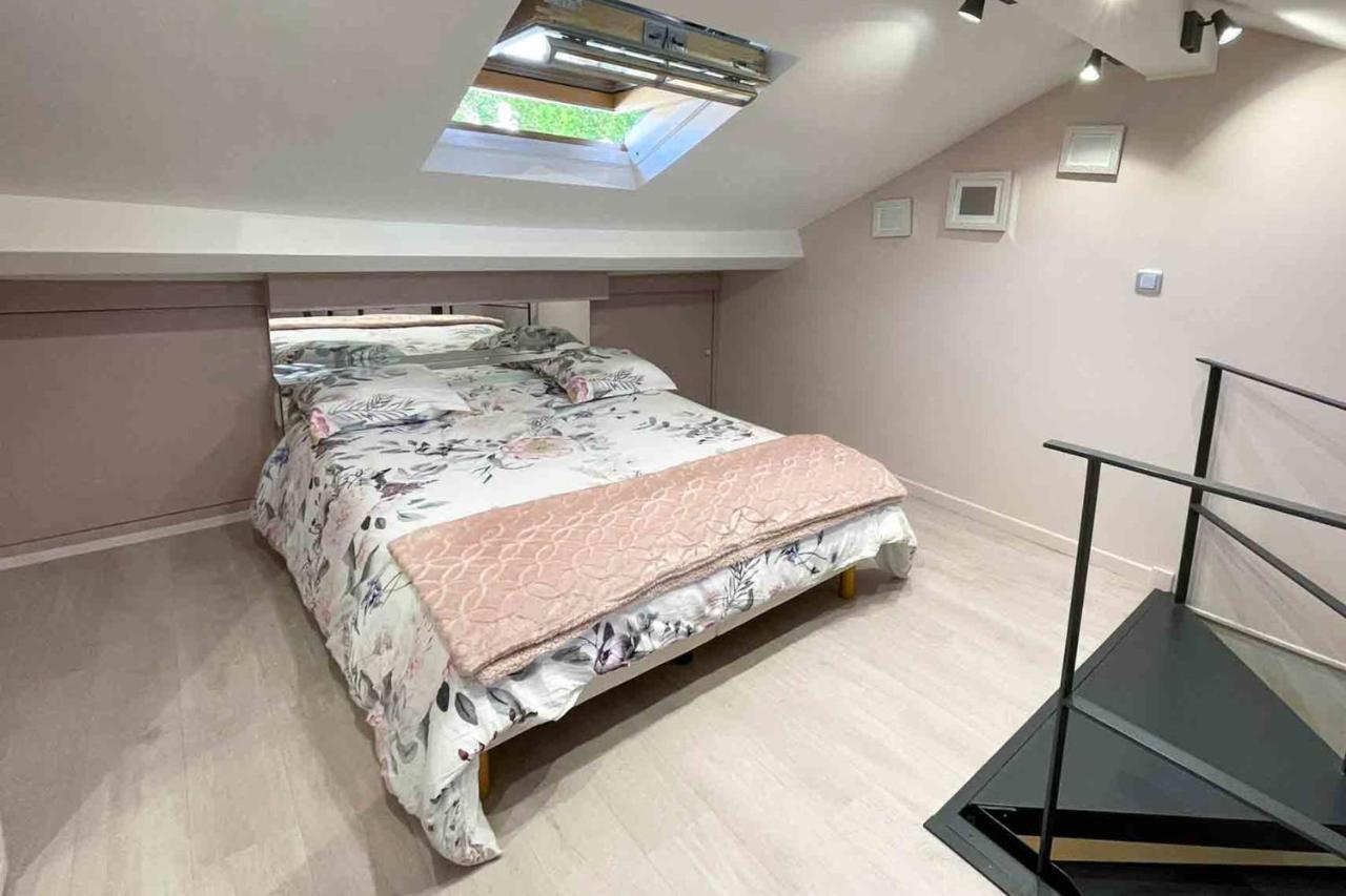 Holiday home Charming Townhouse With Garden In The Of *