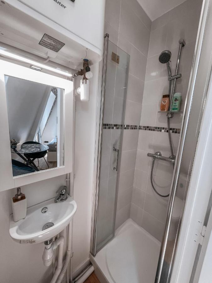 Apartment Alma - Amazing Eiffel Tower View Paris