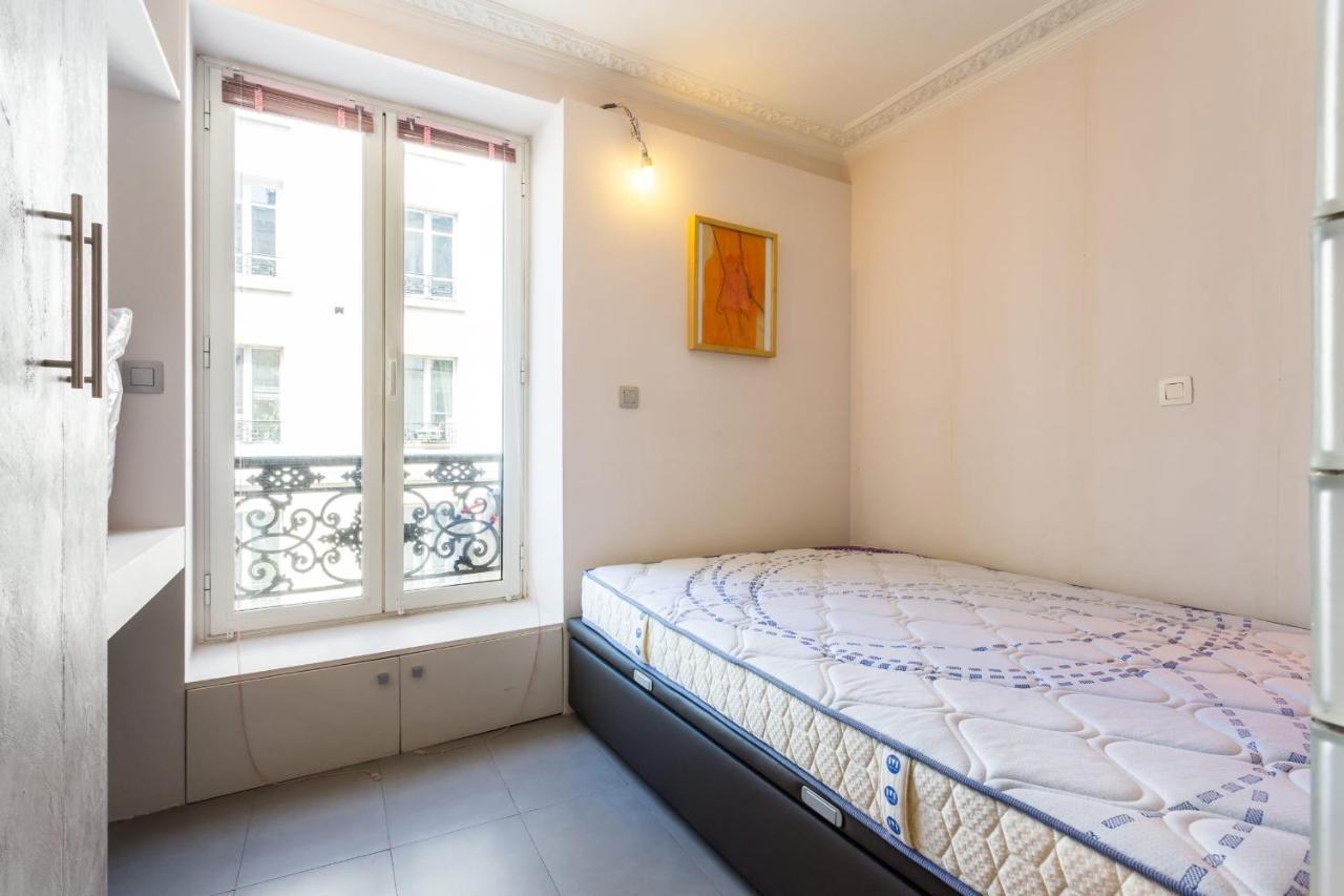 Charming Studio For 2 Near République Parigi