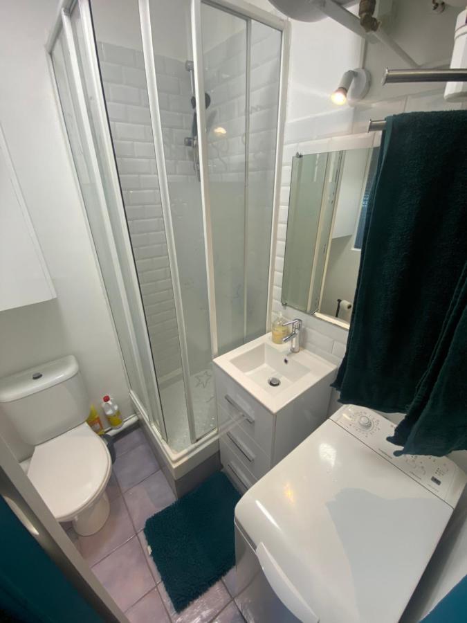 Studio Calme Et Refait à Neuf Appartamento Parigi