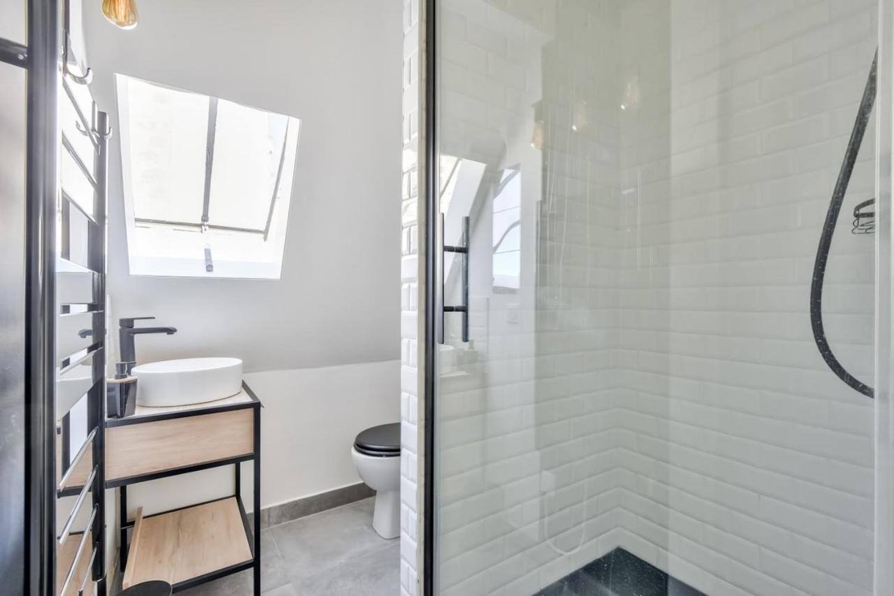 Charming Studio For 2 In The 8th District Appartamento