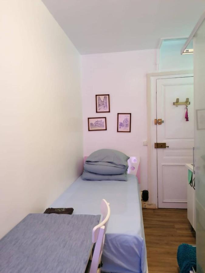 Apartment Studio Calme Pres Des Champs Elysees
