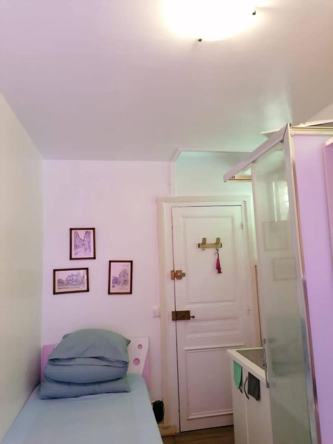 Studio Calme Pres Des Champs Elysees *
