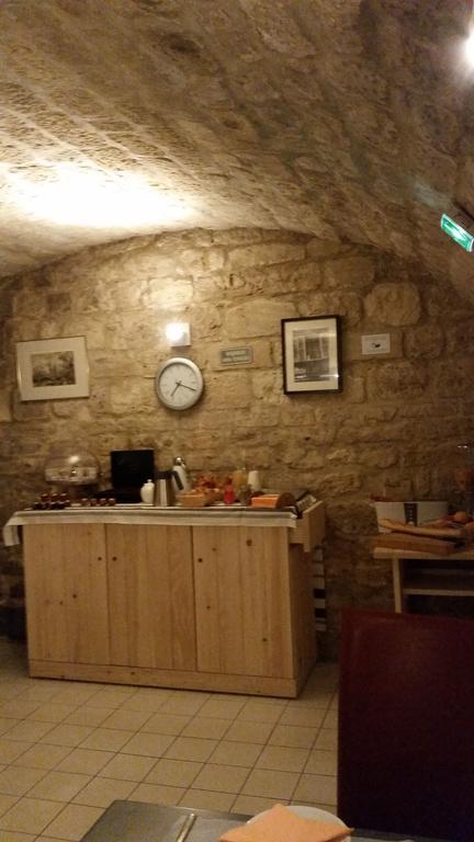 Le Compostelle Parigi