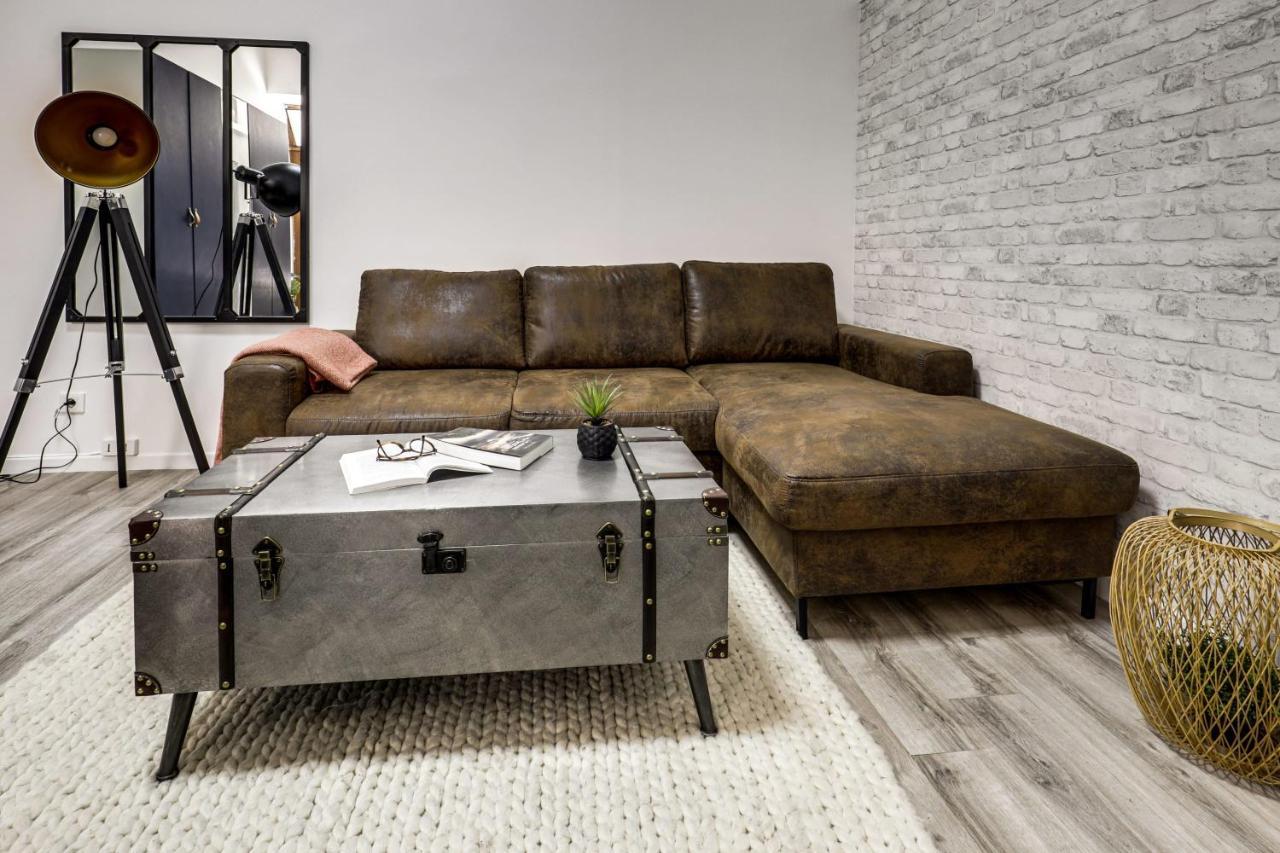 Modern French Studio In
