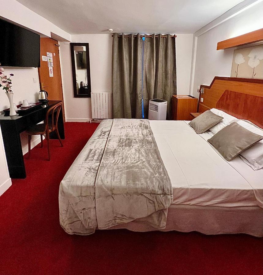 Hotel Le Nouvel Du Theatre 3*