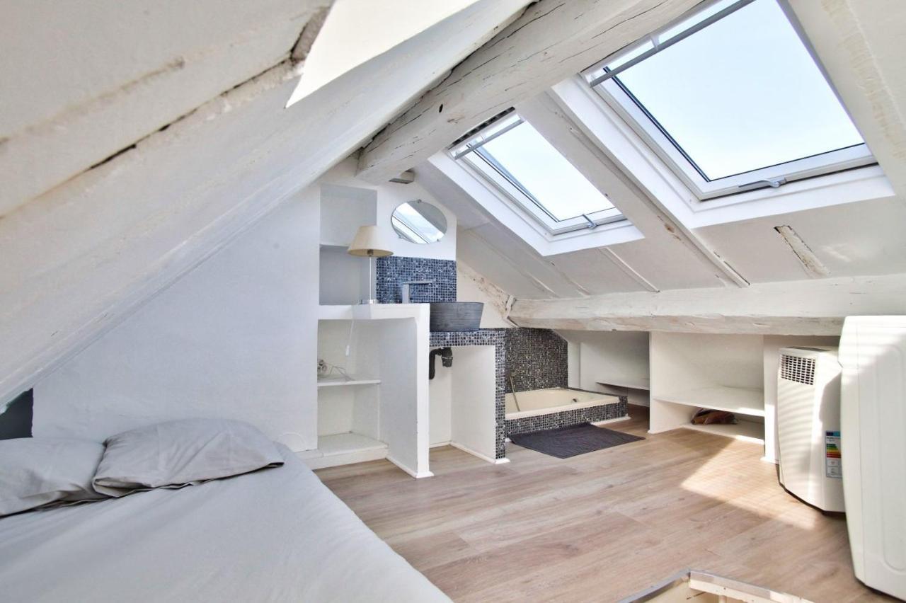 Chatelet Lescot Apartment *